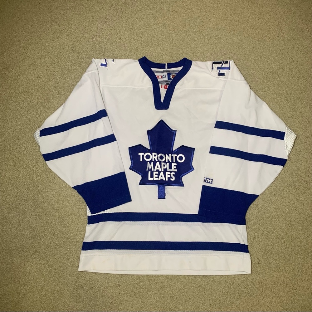 Vintage CCM NHL Toronto Maple Leafs Embroidered White Hockey Jersey Men’s Small